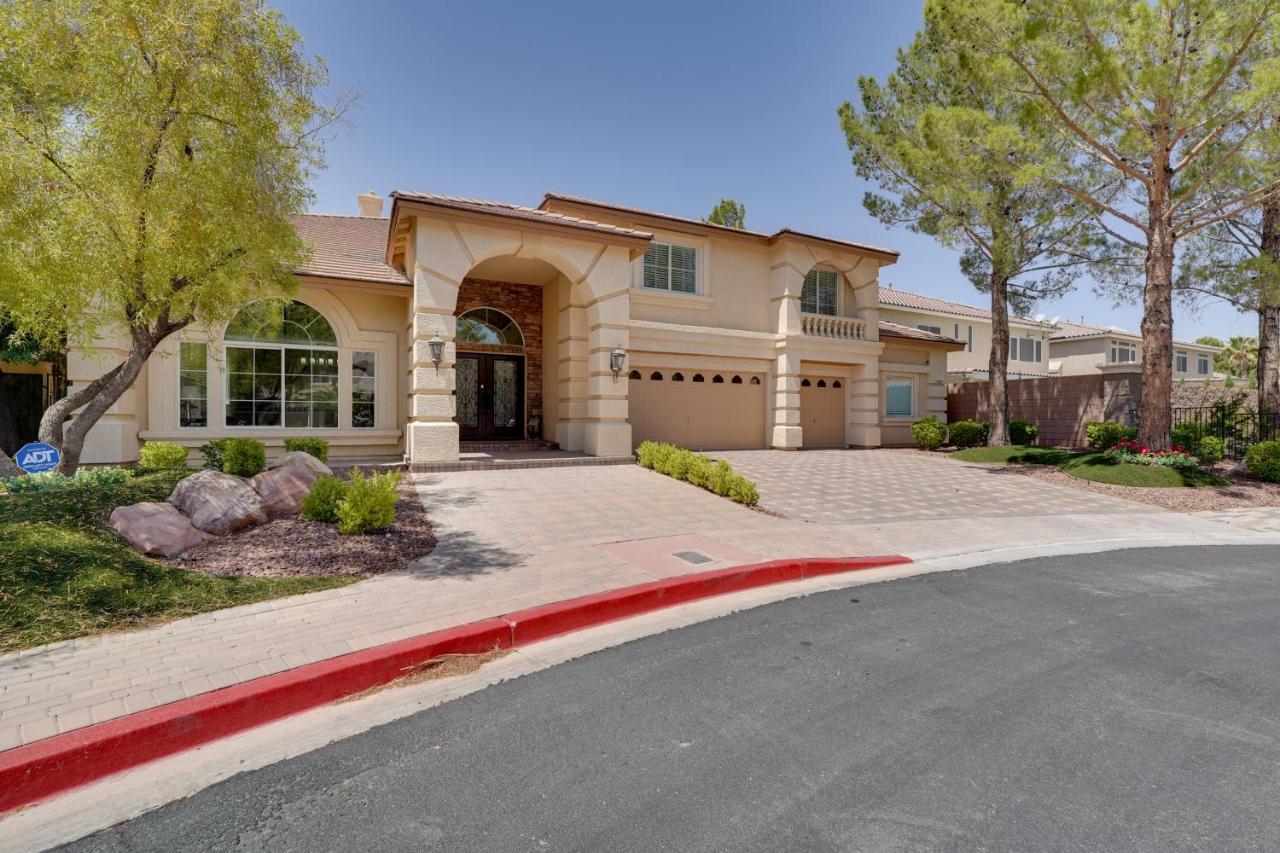 Elegant Las Vegas Home With Pool And Putting Green! Exterior foto